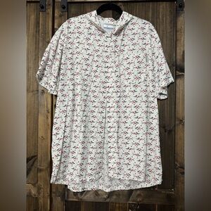 Columbia Men's White and Red Patterned Casual Shirt